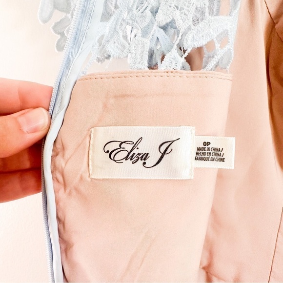 ELIZA J Floral Guipure-Lace Light Blue Short Sleeve Mini Dress sz 0P - Picture 11 of 12